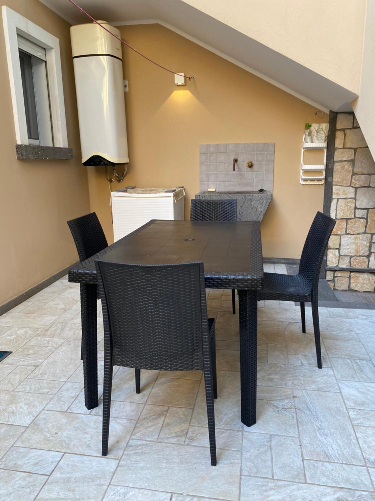 דירות פורטו פינו Nuova Residenza Dei 7 Pini A Pochi Passi Dal Mare מראה חיצוני תמונה